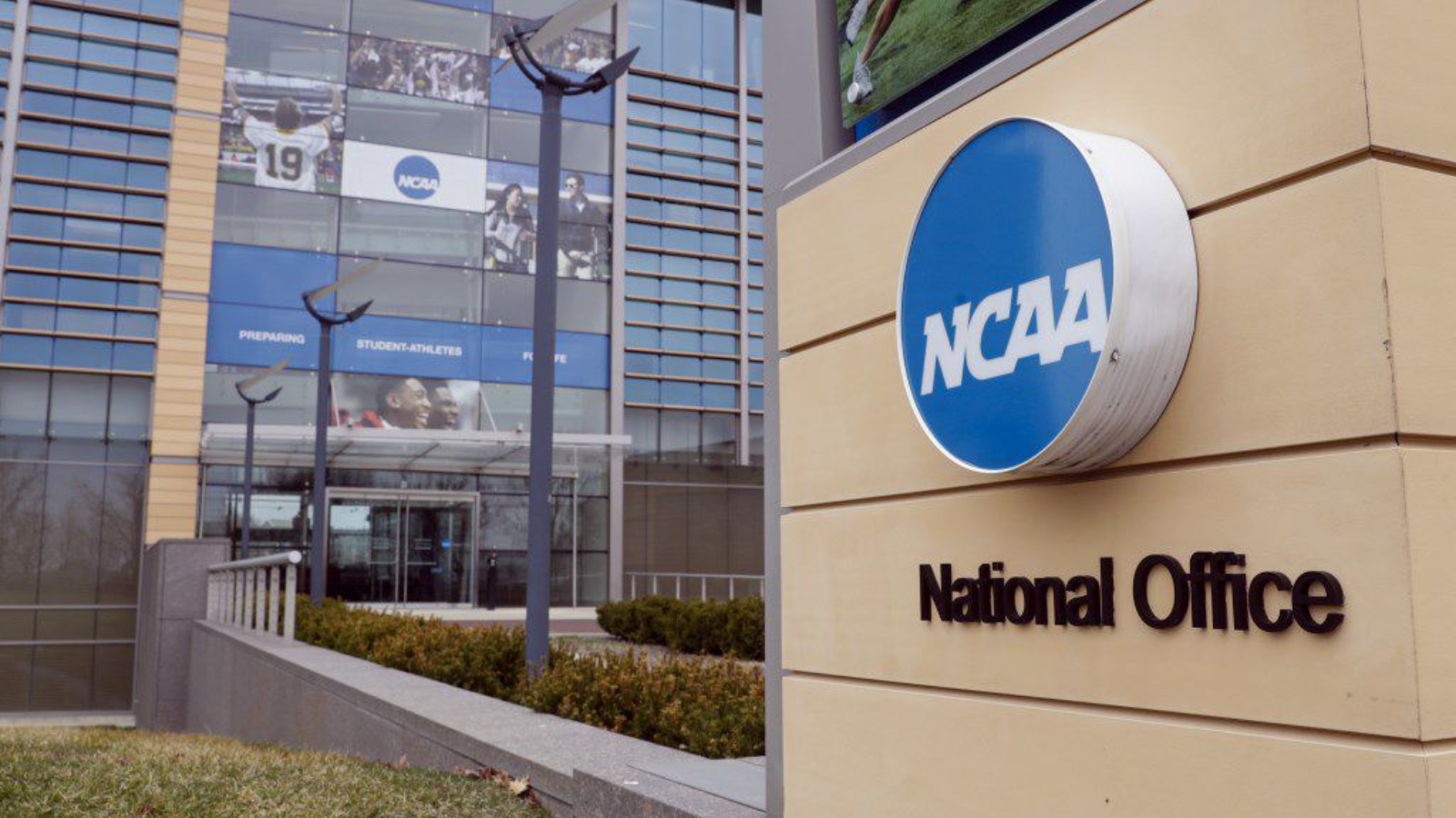 Former Omaha Creighton Prep player joins other junior college athletes suing NCAA for eligibility